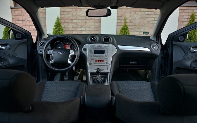 Ford Mondeo cena 22999 przebieg: 225000, rok produkcji 2007 z Brzozów małe 466